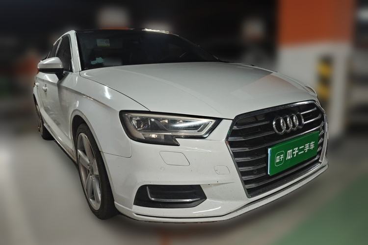 Used Audi A3 2019 Limousine 35 TFSI Style Edition China VI Emission Standard Front Right 45 Deg