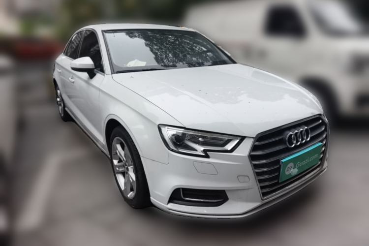 Used Audi A3 2019 Limousine 35 TFSI Ambition China VI Front Right 45 Deg