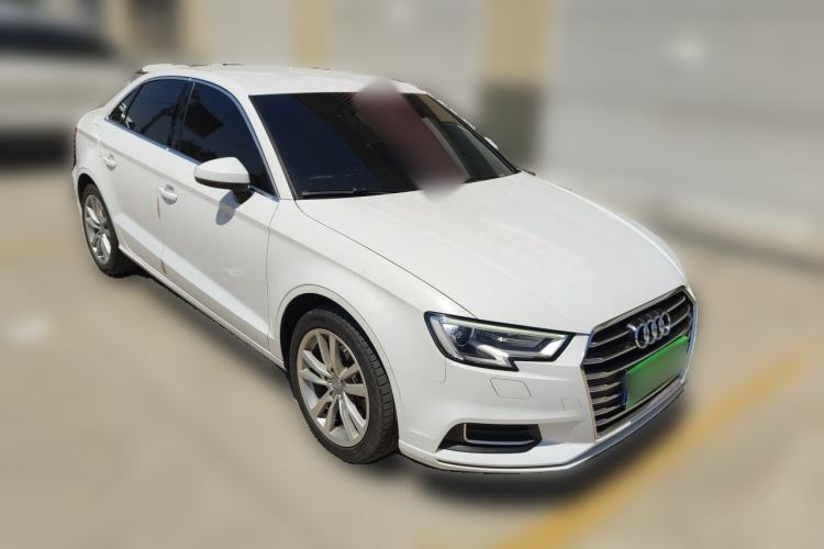 Used Audi A3 2019 Limousine 35 TFSI Ambition China VI Front Right 45 Deg