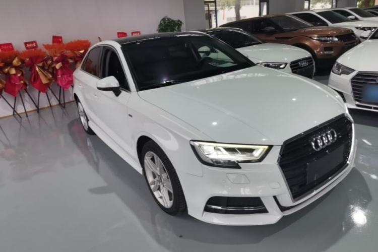 Used Audi A3 2019 Limousine 35 TFSI Fashion Edition China V standard Front Right 45 Deg