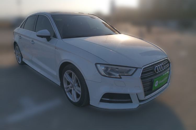 Used Audi A3 2019 Limousine 35 TFSI Fashion Edition China V standard Front Right 45 Deg