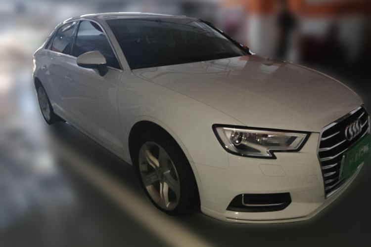 Used Audi A3 2019 Limousine 35 TFSI Ambition China VI Front Right 45 Deg