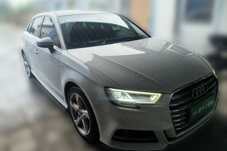 Used Audi A3 2019 Sportback 35 TFSI Style Version China V Emission Standard Front Right 45 Deg