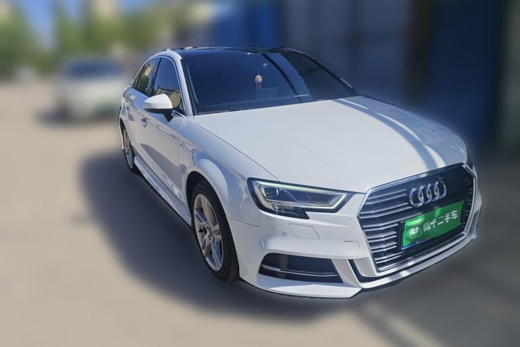 Used Audi A3 2019 Limousine 35 TFSI Fashion Edition China V standard Front Right 45 Deg