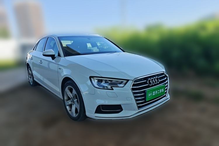 Used Audi A3 2019 Limousine 35 TFSI Ambition China VI Front Right 45 Deg