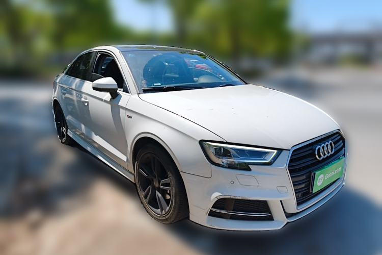Used Audi A3 2019 Limousine 35 TFSI Fashion Edition China V standard Front Right 45 Deg