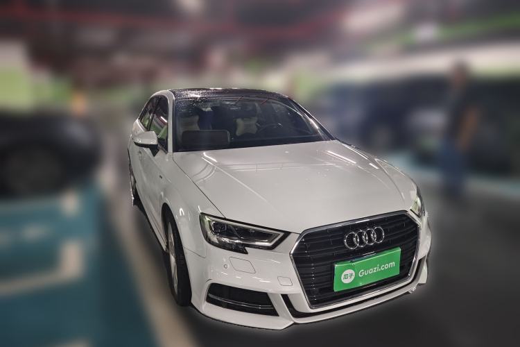 Used Audi A3 2019 Sportback 35 TFSI Fashion Edition China VI Emission Standard Front Right 45 Deg