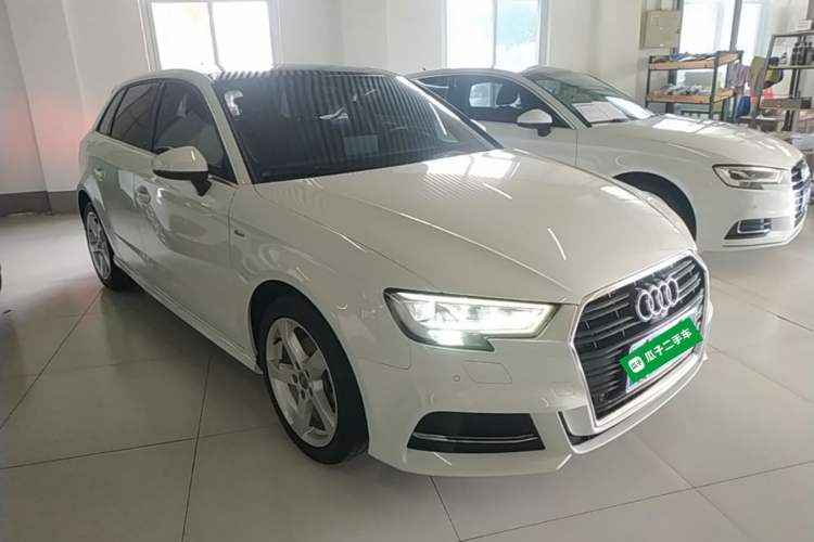 Used Audi A3 2019 Sportback 35 TFSI Fashion Edition China V Front Right 45 Deg