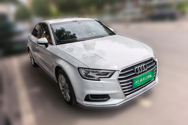 Used Audi A3 2019 Limousine 35 TFSI Ambition China VI Front Right 45 Deg