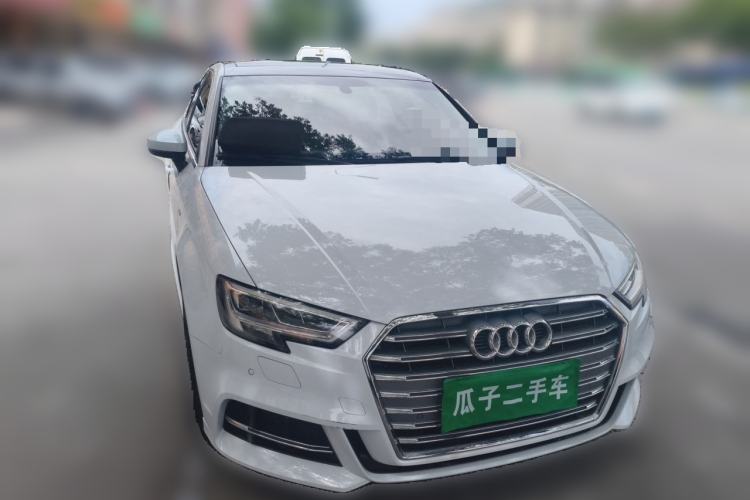 Used Audi A3 2019 Limousine 35 TFSI Fashion Edition China VI Emission Standard Front Right 45 Deg