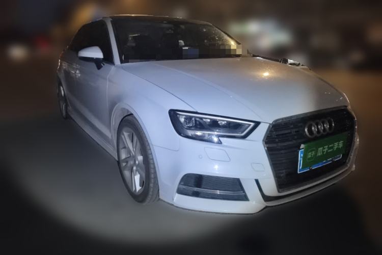 Used Audi A3 2019 Limousine 35 TFSI Fashion Edition China VI Emission Standard Front Right 45 Deg