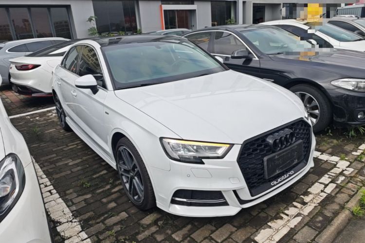 Used Audi A3 2019 Limousine 40 TFSI Sporty Version China VI Front Right 45 Deg