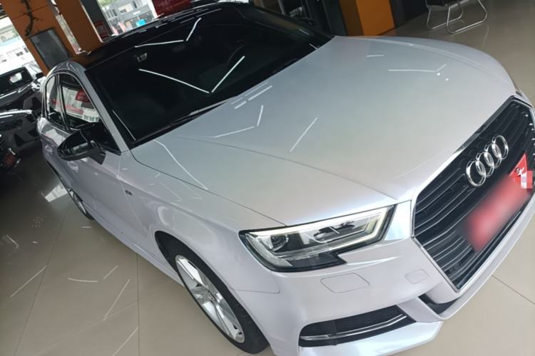 Used Audi A3 2019 Limousine 35 TFSI Fashion Edition China V standard Front Right 45 Deg