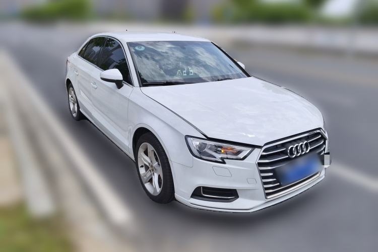 Used Audi A3 2019 Limousine 35 TFSI Ambition China VI Front Right 45 Deg