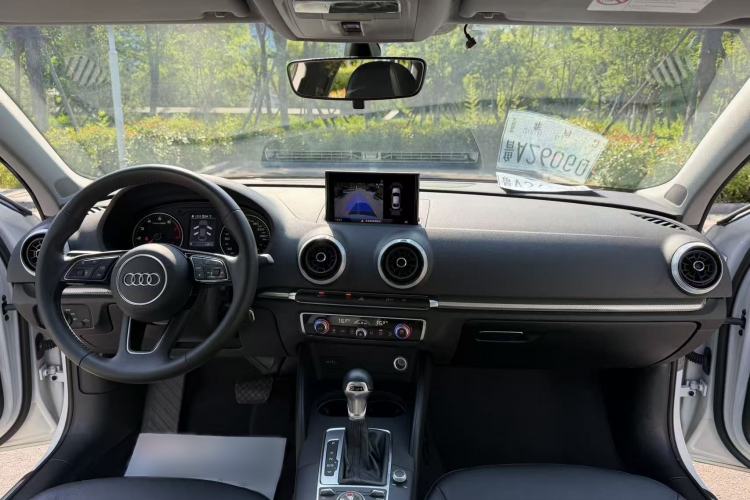 Used Audi A3 2019 Limousine 35 TFSI Style Version China V Emission Standard Gear Lever