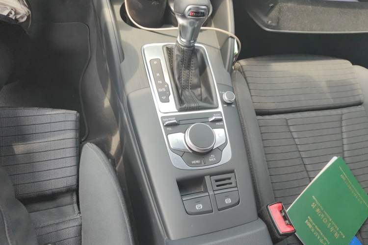 Used Audi A3 2019 Sportback 35 TFSI Ambition China V Gear Lever