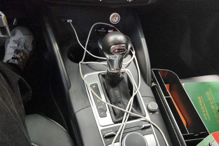 Used Audi A3 2019 Limousine 35 TFSI Ambition China V Gear Lever