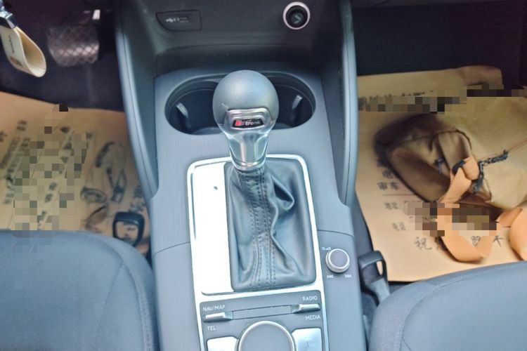 Used Audi A3 2019 Limousine 35 TFSI Ambition China VI Gear Lever