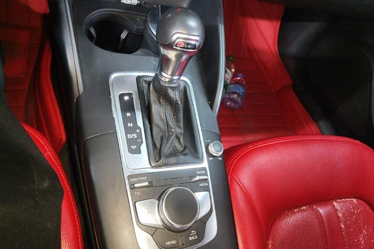 Used Audi A3 2019 Limousine 35 TFSI Ambition China VI Gear Lever