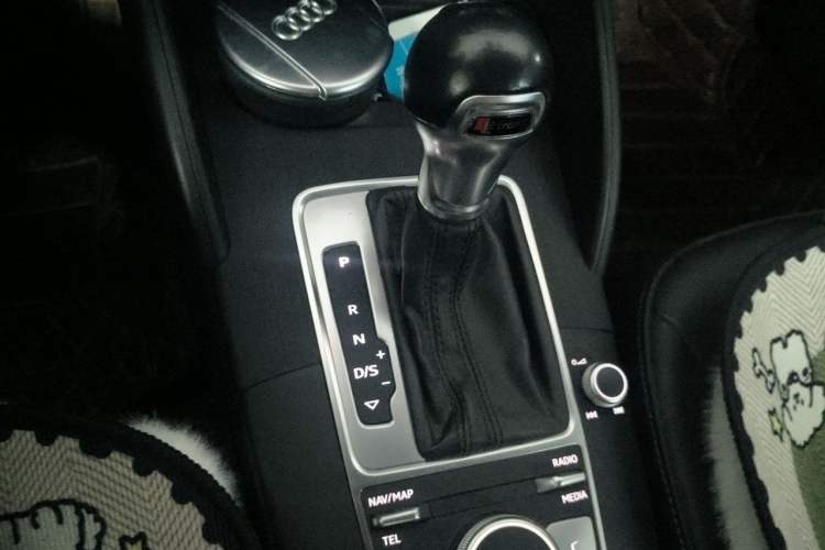 Used Audi A3 2019 Sportback 35 TFSI Style Version China V Emission Standard Gear Lever