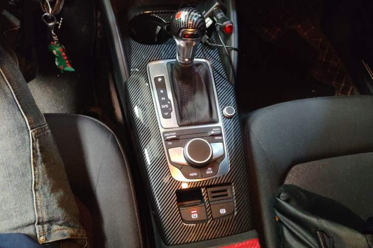 Used Audi A3 2019 Limousine 35 TFSI Ambition China VI Gear Lever