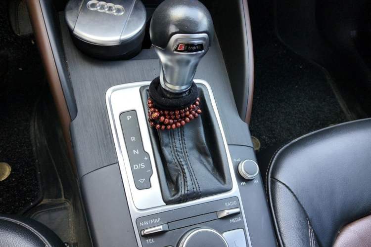 Used Audi A3 2019 Sportback 35 TFSI Style Version China V Emission Standard Gear Lever