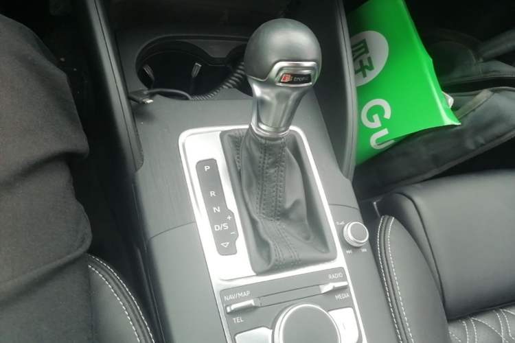 Used Audi A3 2019 Limousine 35 TFSI Ambition China VI Gear Lever