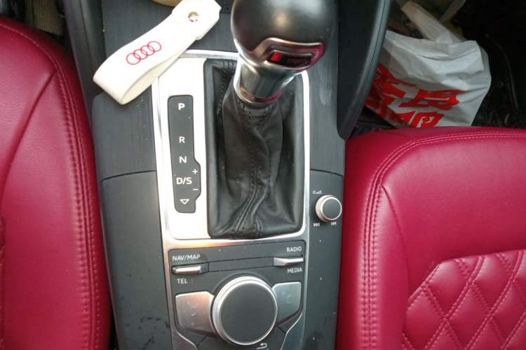Used Audi A3 2019 Limousine 35 TFSI Ambition China VI Gear Lever