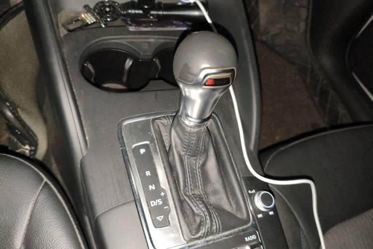 Used Audi A3 2019 Sportback 35 TFSI Fashion Edition China V Gear Lever