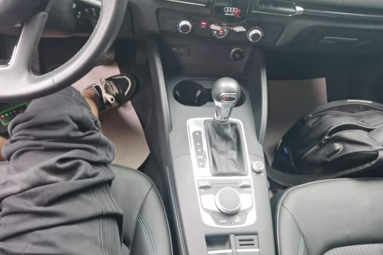 Used Audi A3 2019 Sportback 35 TFSI Fashion Edition China V Gear Lever