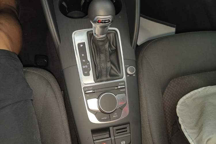 Used Audi A3 2019 Sportback 35 TFSI Ambition China V Gear Lever