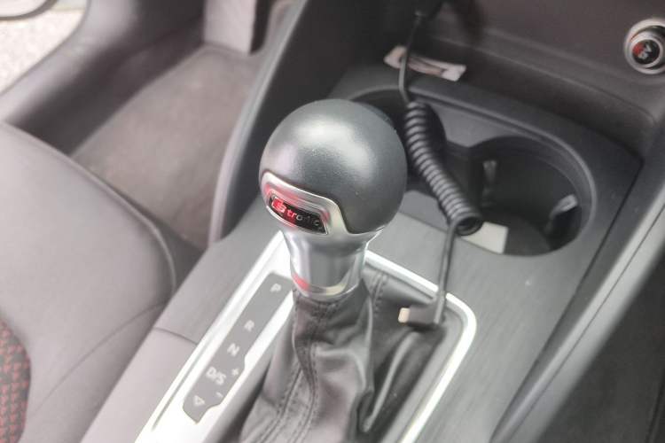 Used Audi A3 2019 Limousine 35 TFSI Ambition China VI Gear Lever