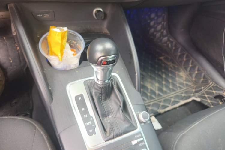 Used Audi A3 2019 Limousine 35 TFSI Ambition China VI Gear Lever