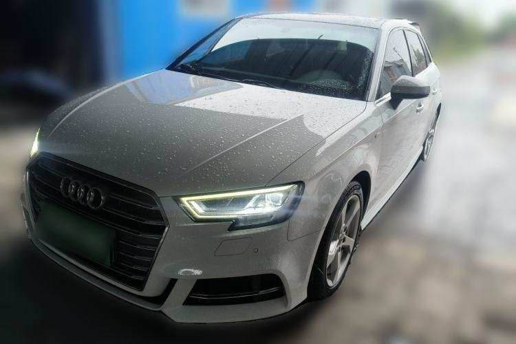 Used Audi A3 2019 Sportback 35 TFSI Style Version China V Emission Standard Guazi used car, China used car export, Used car for sale, Used  cars, Cheapest cars for sale