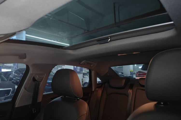 Used Audi A3 2019 Limousine 35 TFSI Fashion Edition China VI Emission Standard Headliner