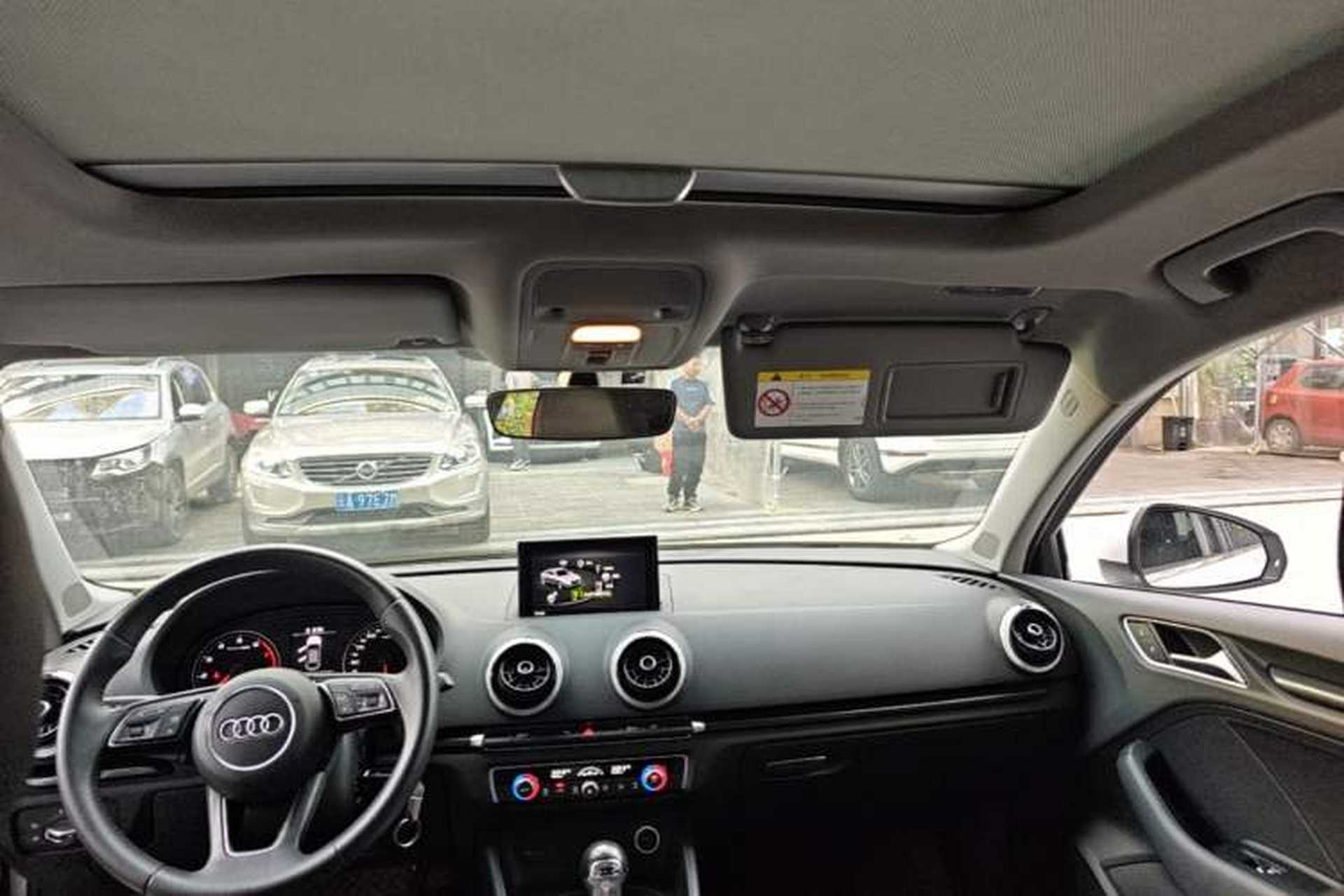 Used Audi A3 2019 Limousine 35 TFSI Fashion Edition China V standard Headliner