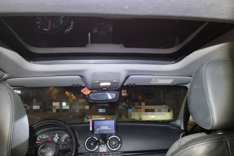 Used Audi A3 2019 Limousine 35 TFSI Fashion Edition China VI Emission Standard Headliner