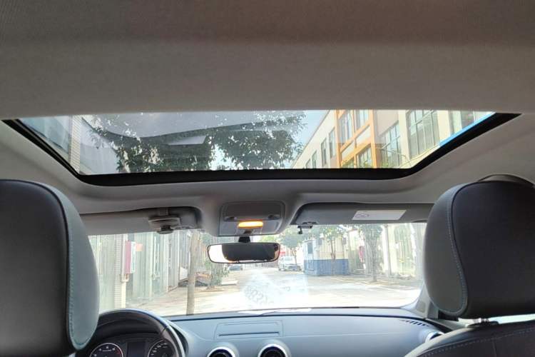 Used Audi A3 2019 Limousine 35 TFSI Fashion Edition China V standard Headliner