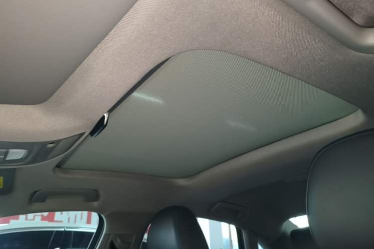 Used Audi A3 2019 Limousine 35 TFSI Fashion Edition China VI Emission Standard Headliner