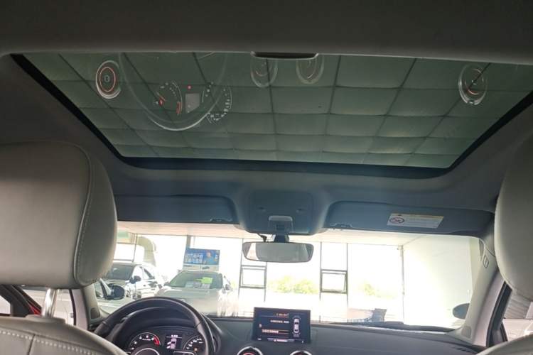 Used Audi A3 2019 Limousine 35 TFSI Fashion Edition China V standard Headliner