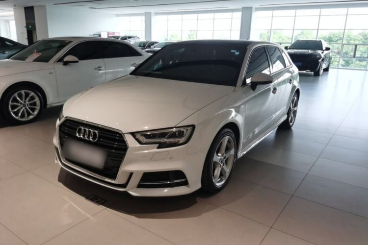 Used Audi A3 2019 Sportback 35 TFSI Fashion Edition China V Guazi used car, China used car export, Used car for sale, Used  cars, Cheapest cars for sale
