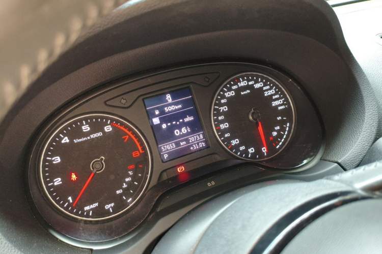 Used Audi A3 2019 Limousine 35 TFSI Ambition China V Instrument Cluster