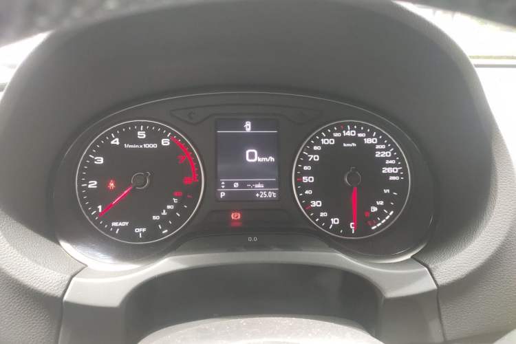 Used Audi A3 2019 Sportback 35 TFSI Fashion Edition China VI Emission Standard Instrument Cluster