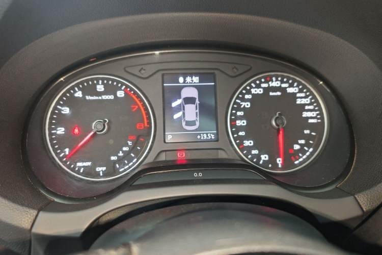 Used Audi A3 2019 Limousine 35 TFSI Fashion Edition China VI Emission Standard Instrument Cluster