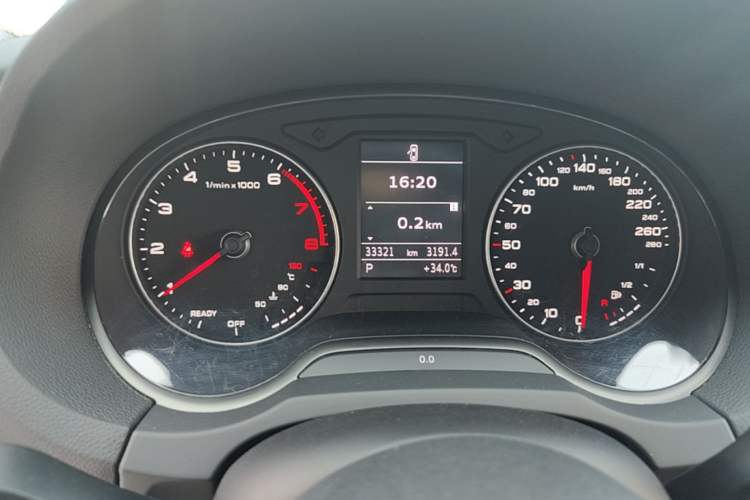 Used Audi A3 2019 Sportback 35 TFSI Ambition China VI Instrument Cluster