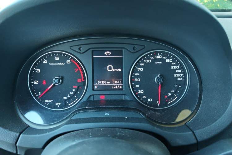 Used Audi A3 2019 Limousine 35 TFSI Ambition China VI Instrument Cluster