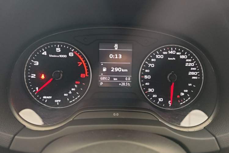 Used Audi A3 2019 Limousine 35 TFSI Fashion Edition China VI Emission Standard Instrument Cluster