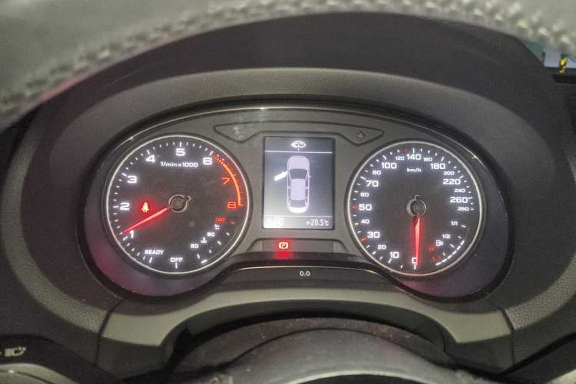 Used Audi A3 2019 Limousine 35 TFSI Fashion Edition China VI Emission Standard Instrument Cluster