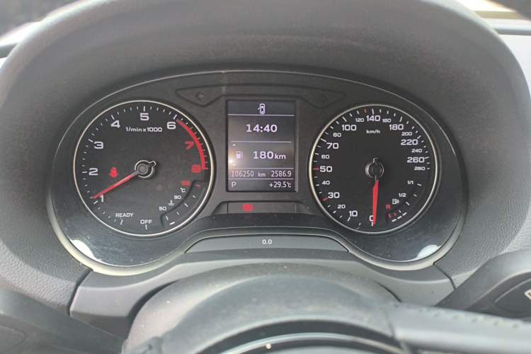 Used Audi A3 2019 Sportback 35 TFSI Fashion Edition China VI Emission Standard Instrument Cluster