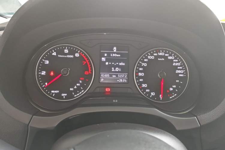 Used Audi A3 2019 Limousine 35 TFSI Fashion Edition China VI Emission Standard Instrument Cluster